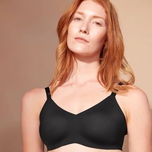 KNIX New (tags attached) seamless padded bra. Size 3
